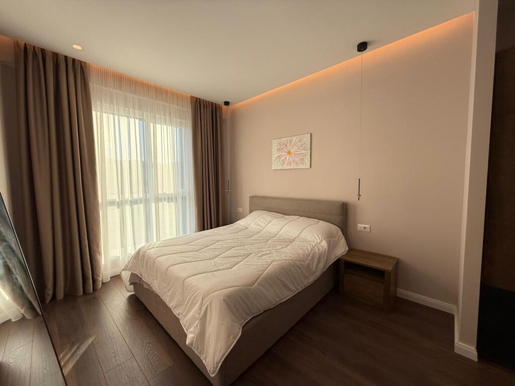 Apartment 2+1 for rent at Komuna e Parisit