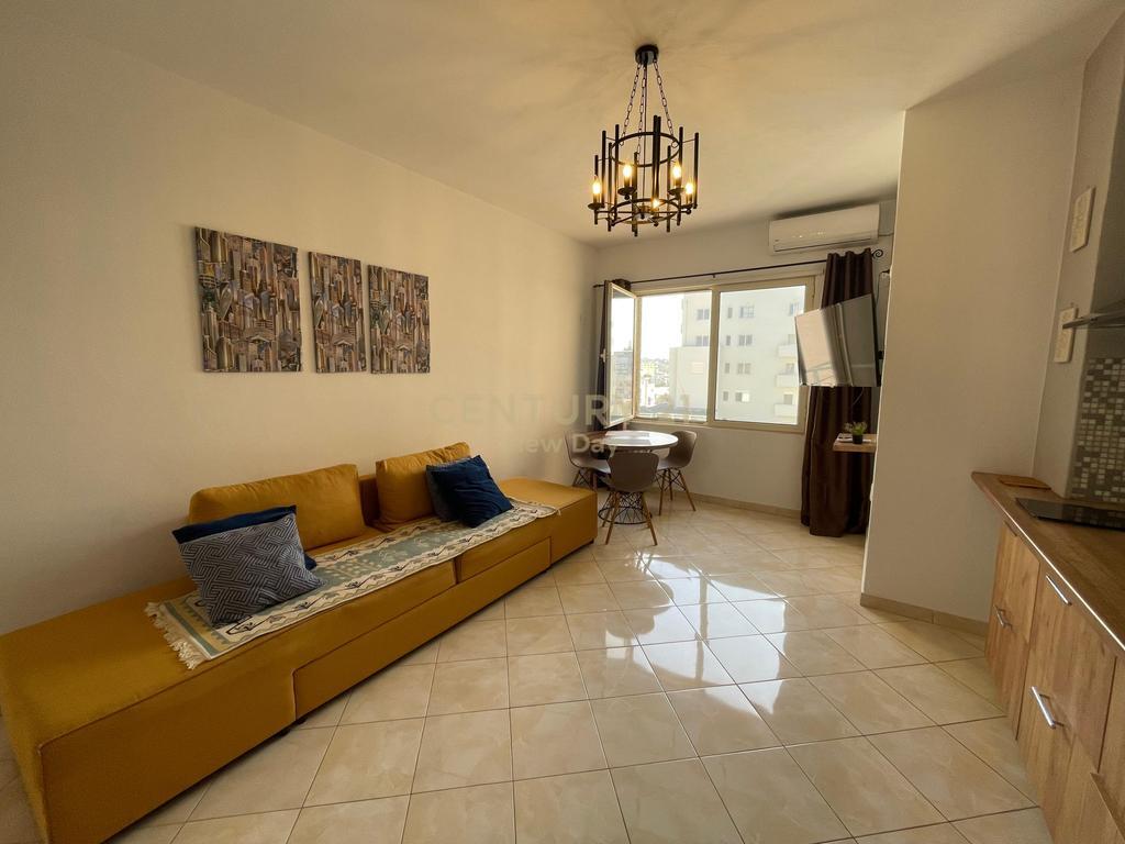 Appartamento 1+1 in Affitto sulla Spiaggia Rrota e Kuqe, Durrës!