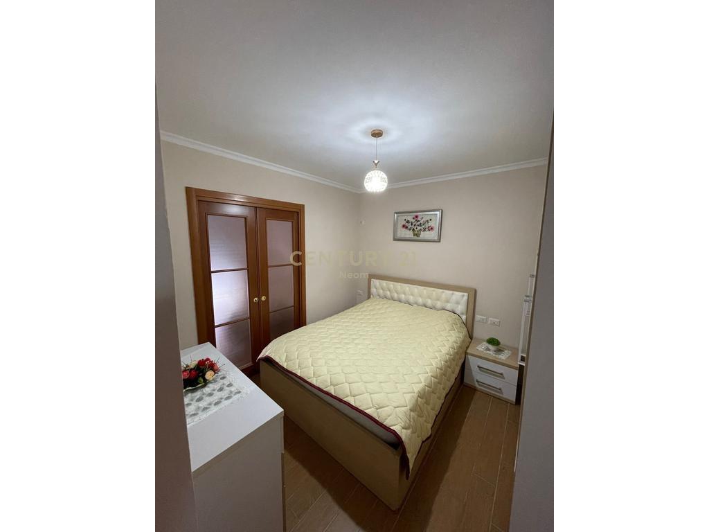 Jepet me Qira Apartament 2+1 Liqeni i Thate