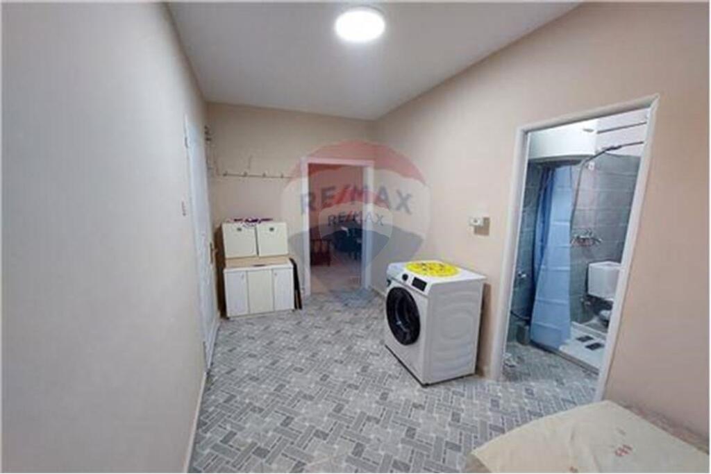 APARTAMENT 1+1 PER QIRA NE QENDER TE 21 DHJETORI