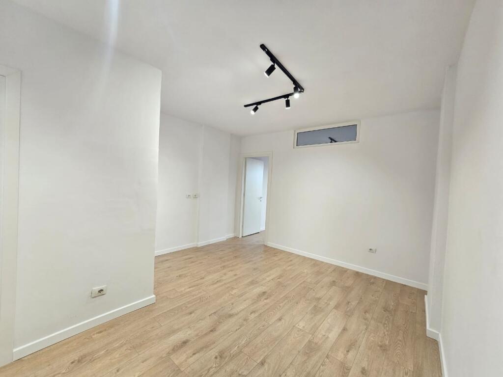 APARTAMENT 1+1 per shitje, zona e plazhit Iliria, Durrës