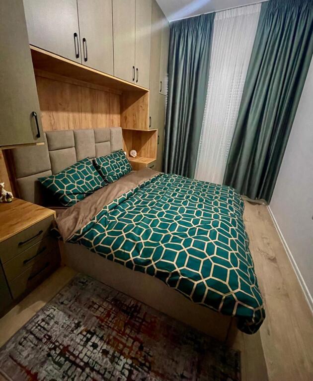 Shitet Apartament 2+1, Mangalem. Ali Demi