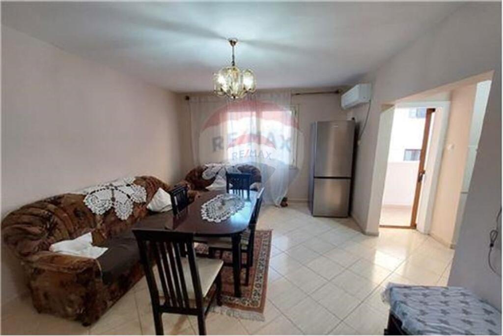 APARTAMENT 1+1 PER QIRA NE QENDER TE 21 DHJETORI !