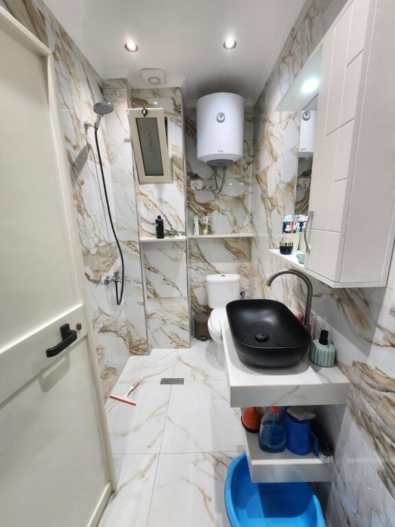 Jepen me qera super Apartament  Iliria Plazh      1+1