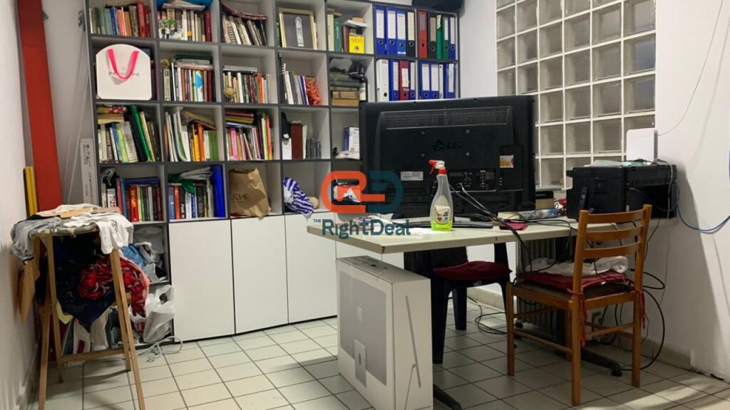 Near Air Albania Stadium, Apartment 3+1+2 For Sale At A Bargain Price !!!