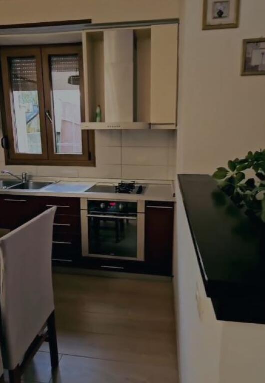 Two-story villa for rent, Ali Dem