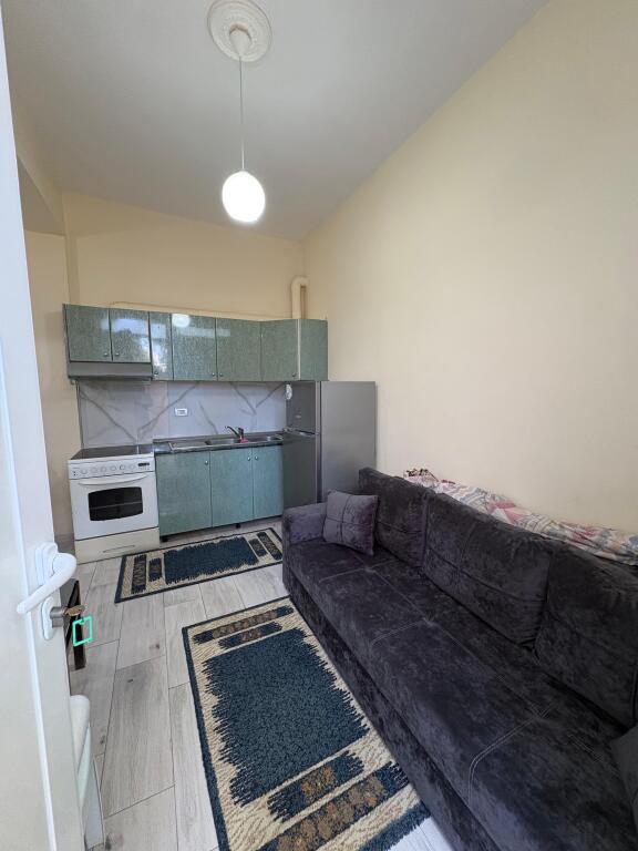 jepet me qira apartament 1+1 plazh iliria