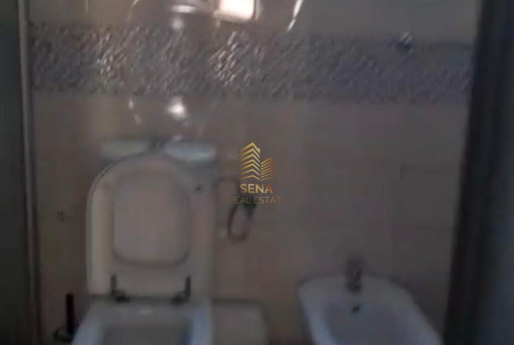 Qira, Hyrje Private, 1+1, Rruga Muhamet Gjollesha, 42.000 ALL/Muaj