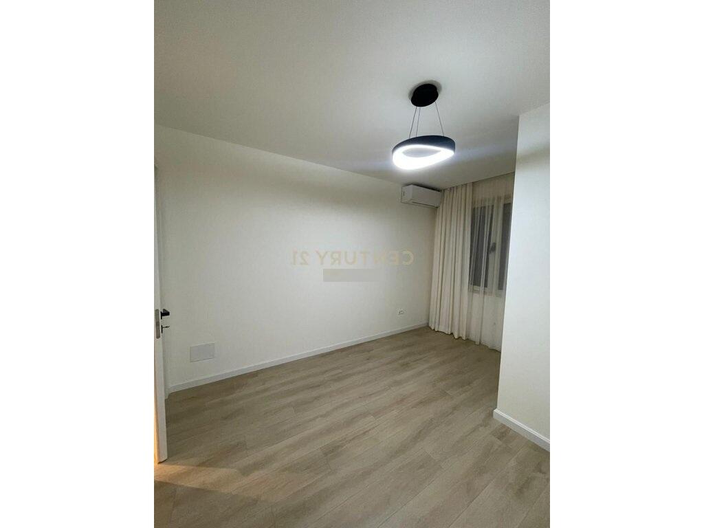 APARTAMENT 2+1 ME QIRA  TE AMBASADA AMERIKANE, TIRANE!