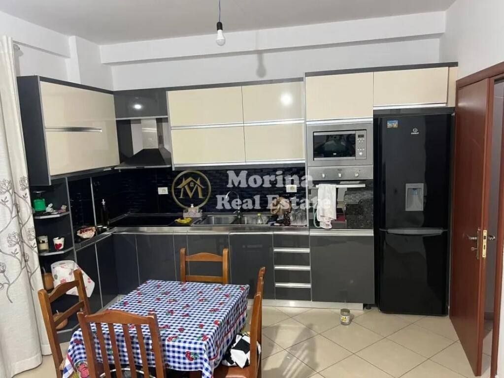 Qera , Apartament 1+1 , Fresk, 400 euro/ muaj