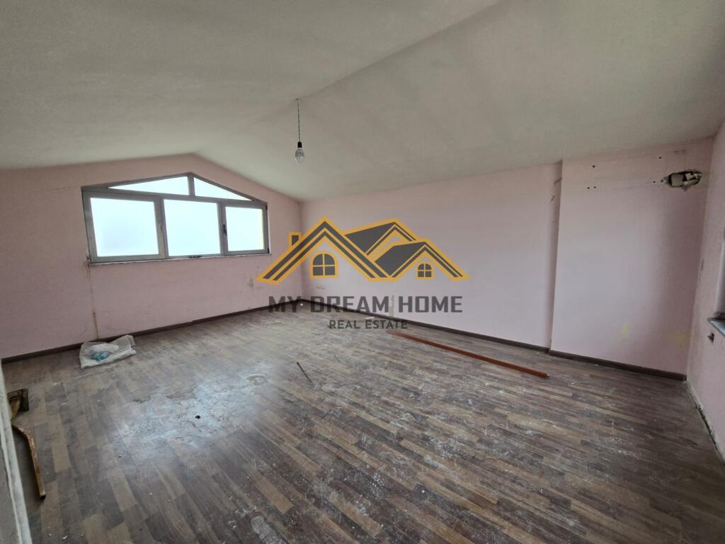 PAPAFINGO 3+1+2 WITH GARAGE FOR SALE !