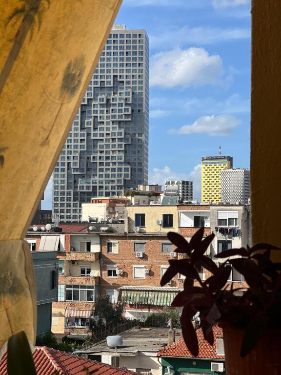 Affittasi appartamento 2+1 dietro l'Ambasciata Americana