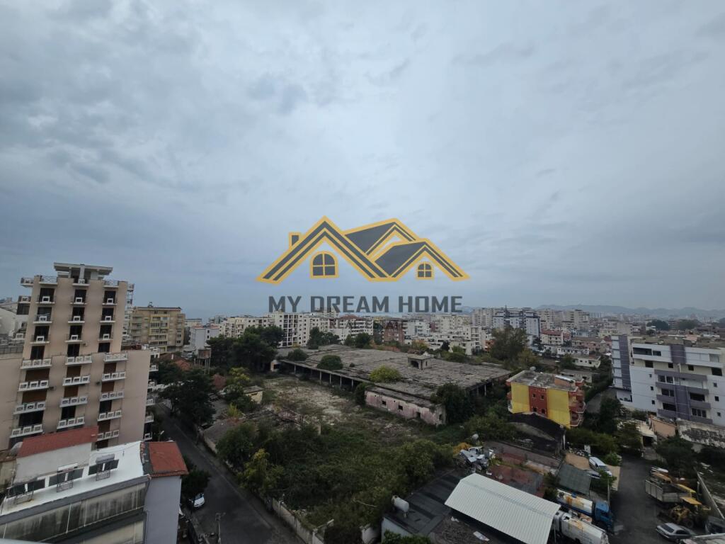 PAPAFINGO 3+1+2 WITH GARAGE FOR SALE !