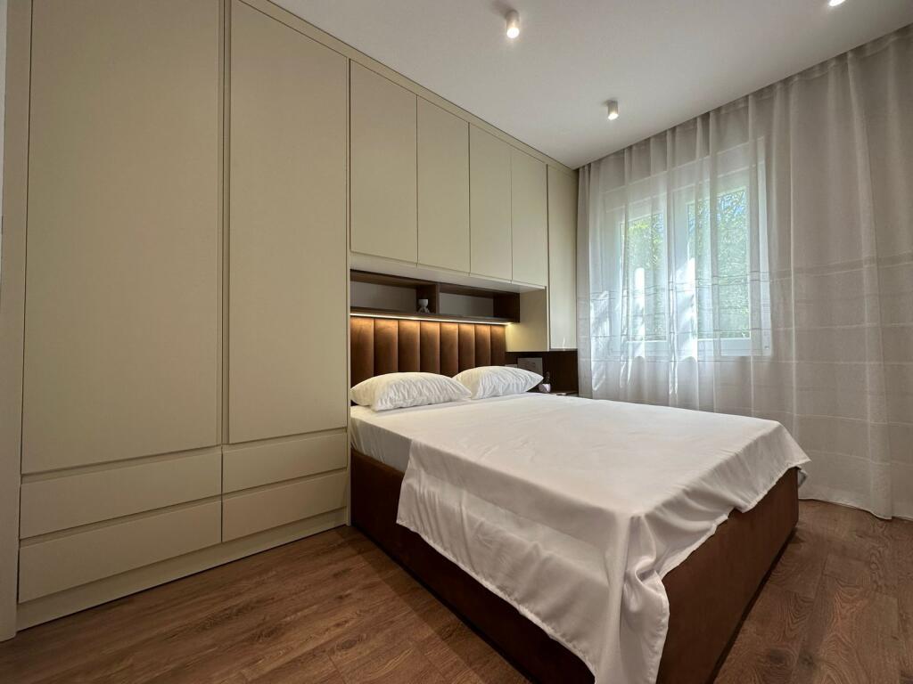 Apartament 1+1 per qira tek Harry Fultz.