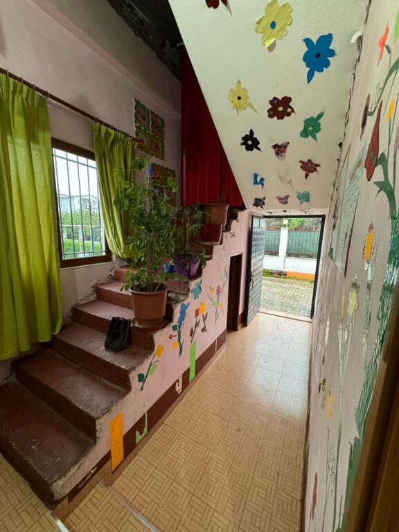 Business premises for rent, Kamez