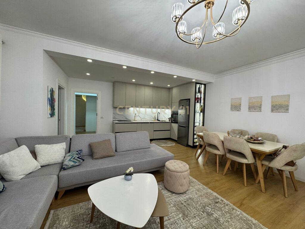 Apartament 2+1 Për Shitje ne Fresk 155,000 €