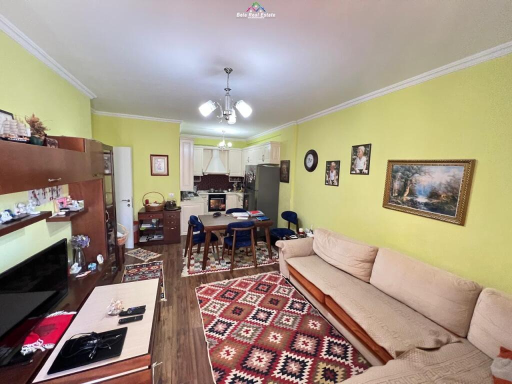 Apartment For Sale 1+1 in Kinostudio (ID B110494) Tirane