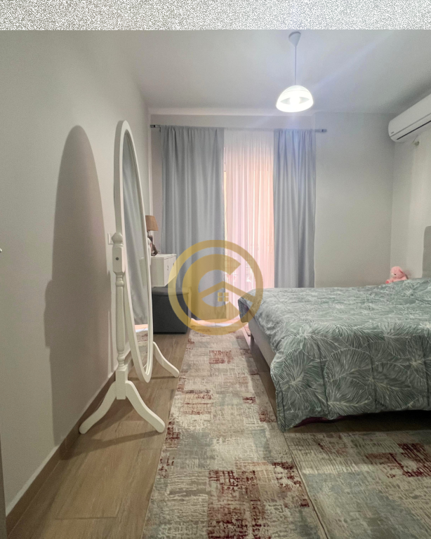 Apartament 2+1 me pamje mahnitëse nga deti – elegancë dhe komoditet në zemër të Sarandës