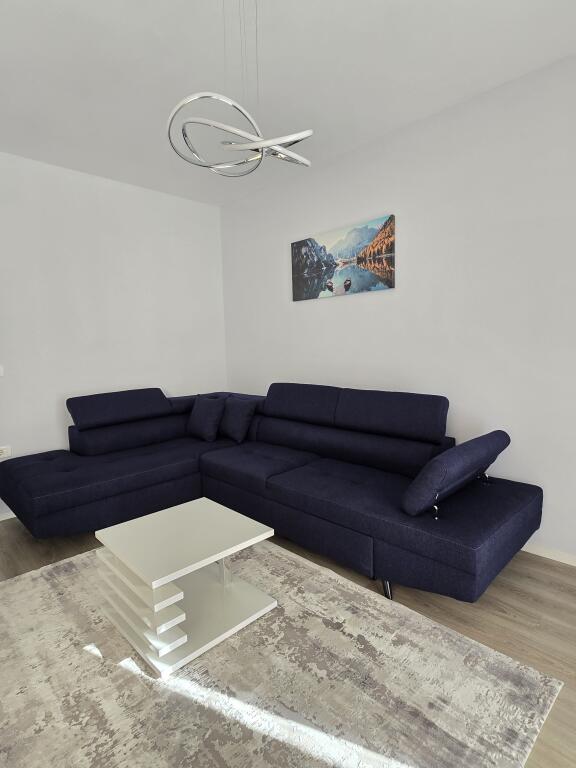 For rent 2+1 Rr Ndre Mjeda,21 Dhjetori