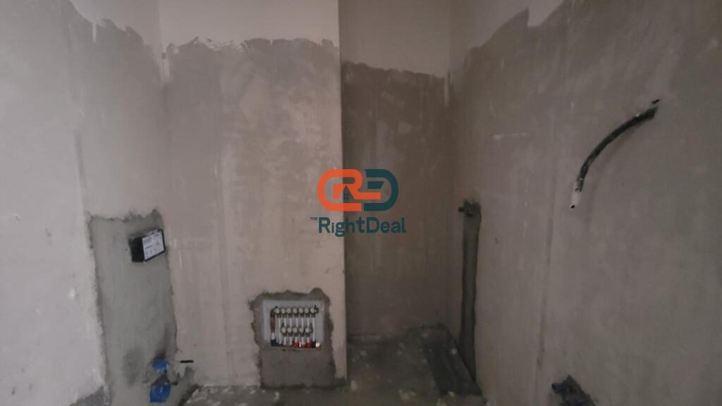 Ne Paskuqan, Shitet Apartament 2+1, Me Vendndodhje Perfekte !!