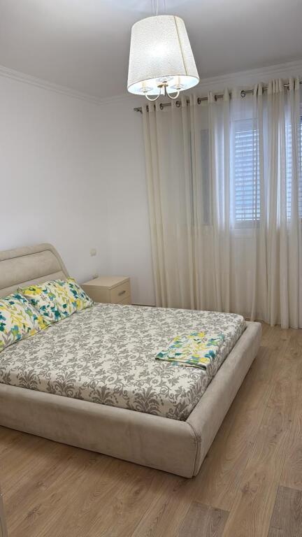Apartament për Qira Afatgjatë Lungomare