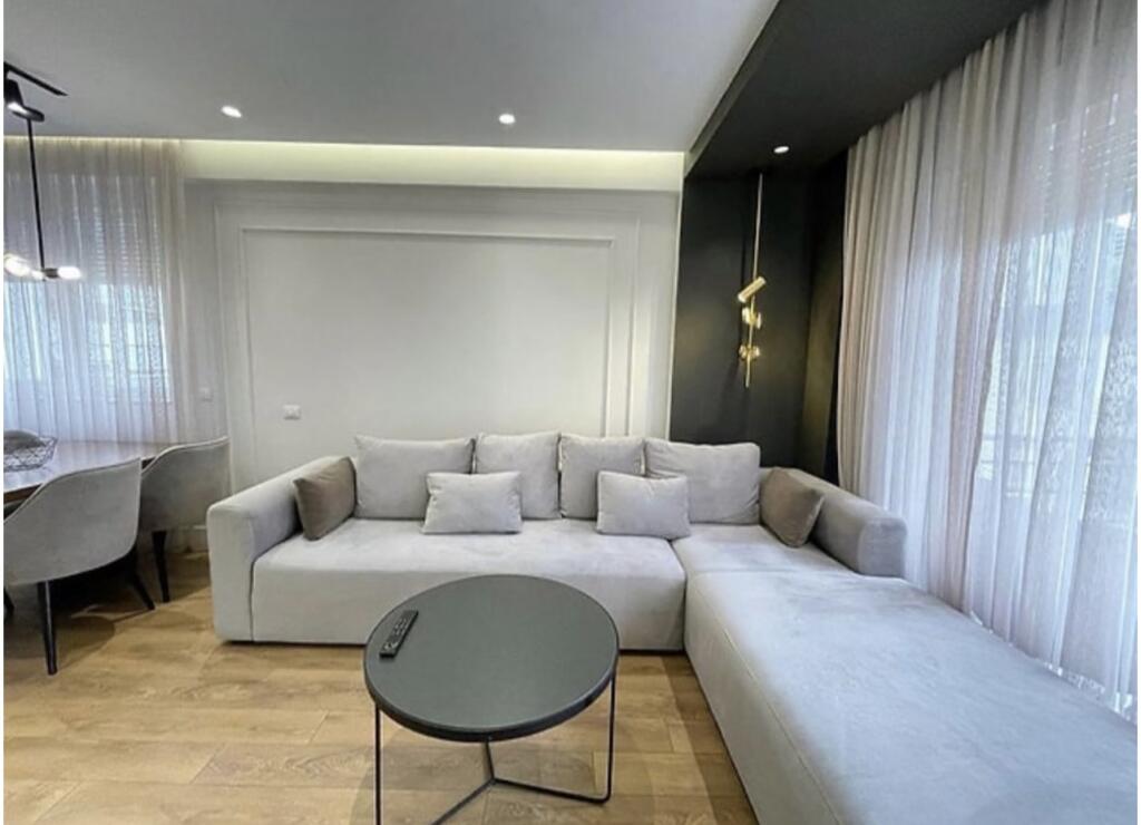 Apartment 2+1 for rent at the Dry Lake.