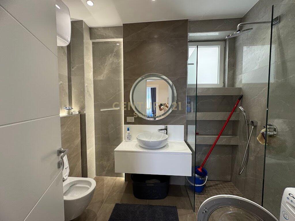 FOR RENT 2+1+2 PARKING SPOTS AT THE DRY LAKE!