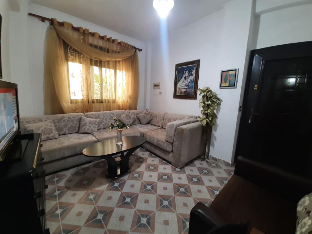 Jepet me qera apartament 1+1, Pran Siri Kodra