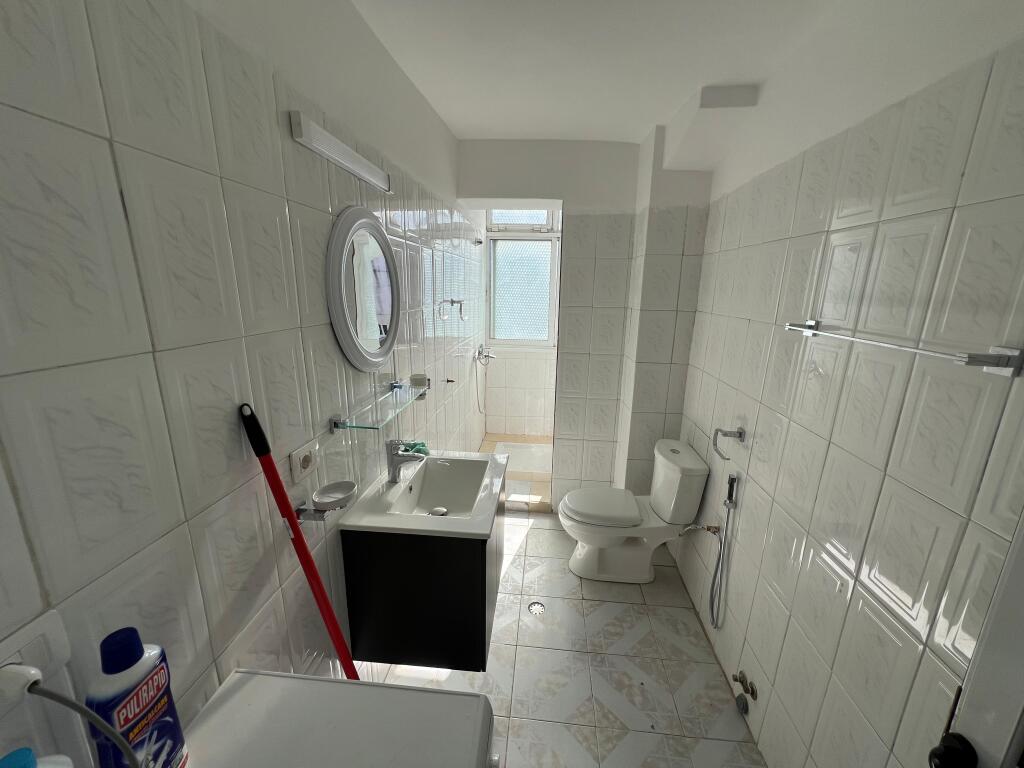 APPARTAMENTO 1+1 IN AFFITTO A VASIL SHANTO  50.000 Lek/mese