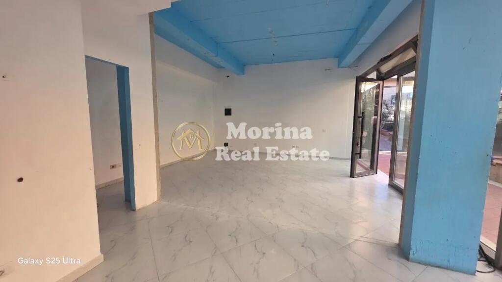 Affitto Locale Commerciale, Via Dibres, 500 Euro/Mese