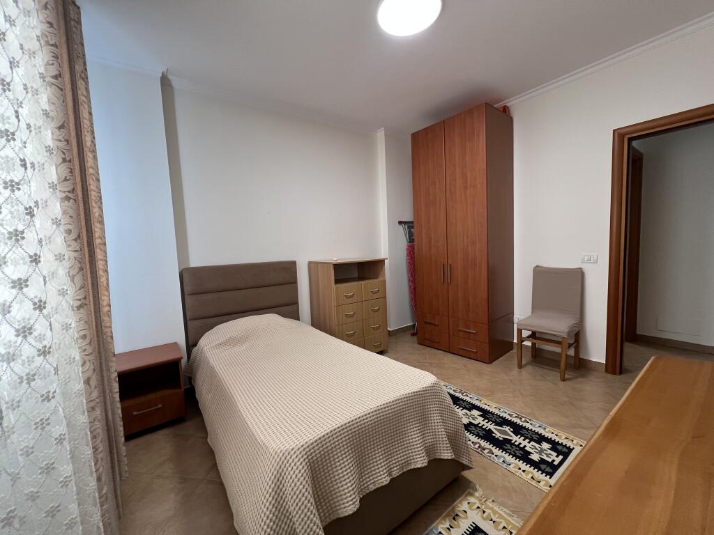 Apartment 2+1+2 near the Church on Kavaja road