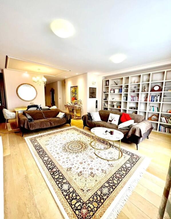 EKSKLUZIVE✅ 📍Stadiumi Air Albania shesim Super apartament:  👉 3+1+2+depo+ambient gatimi me vete