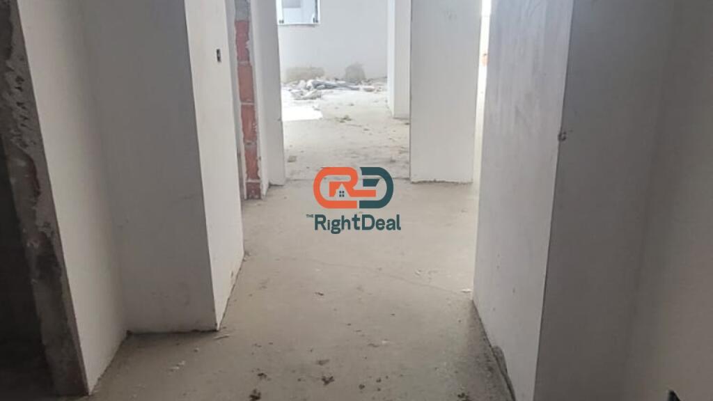 Ne Paskuqan, Shitet Apartament 2+1, Me Vendndodhje Perfekte !!