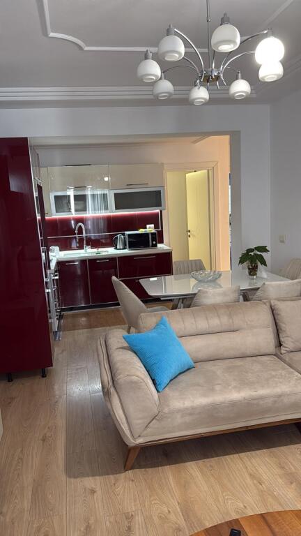 Apartament për Qira Afatgjatë Lungomare