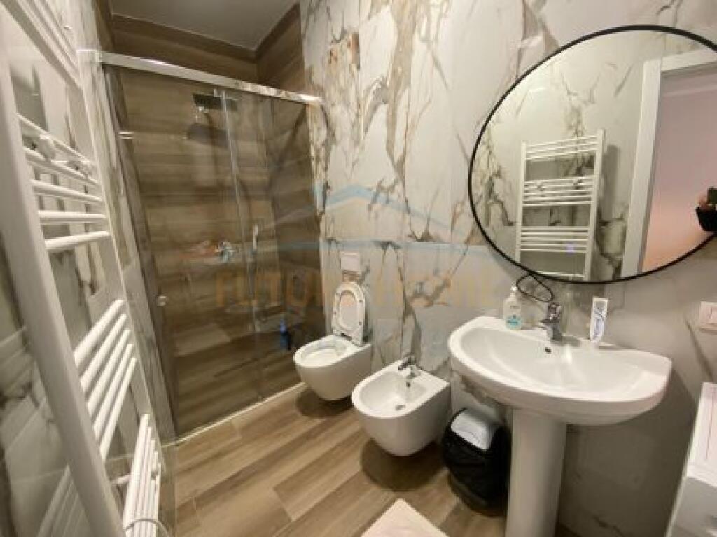 Rent, Apartment 1+1, Rose Garden Residence, Tirana.