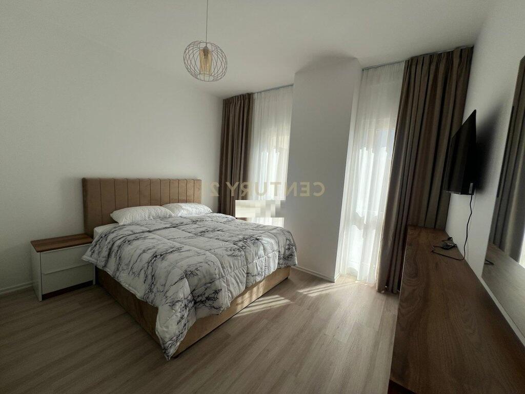 OFROHET  ME QIRA APARTAMENT 2+1 – ZOGU I ZI