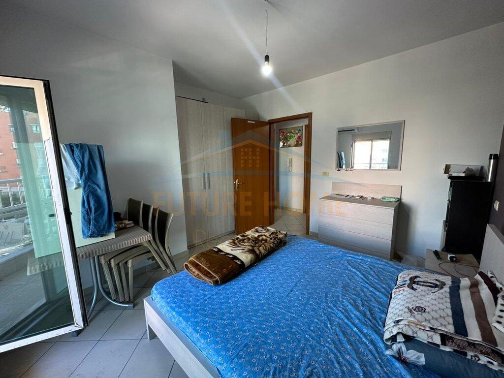 Shitet, Apartament 1+1, Stacioni i Trenit, Tirane