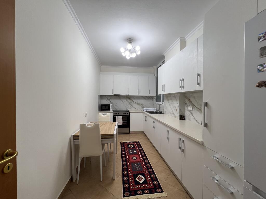 Apartment 2+1+2 near the Church on Kavaja road