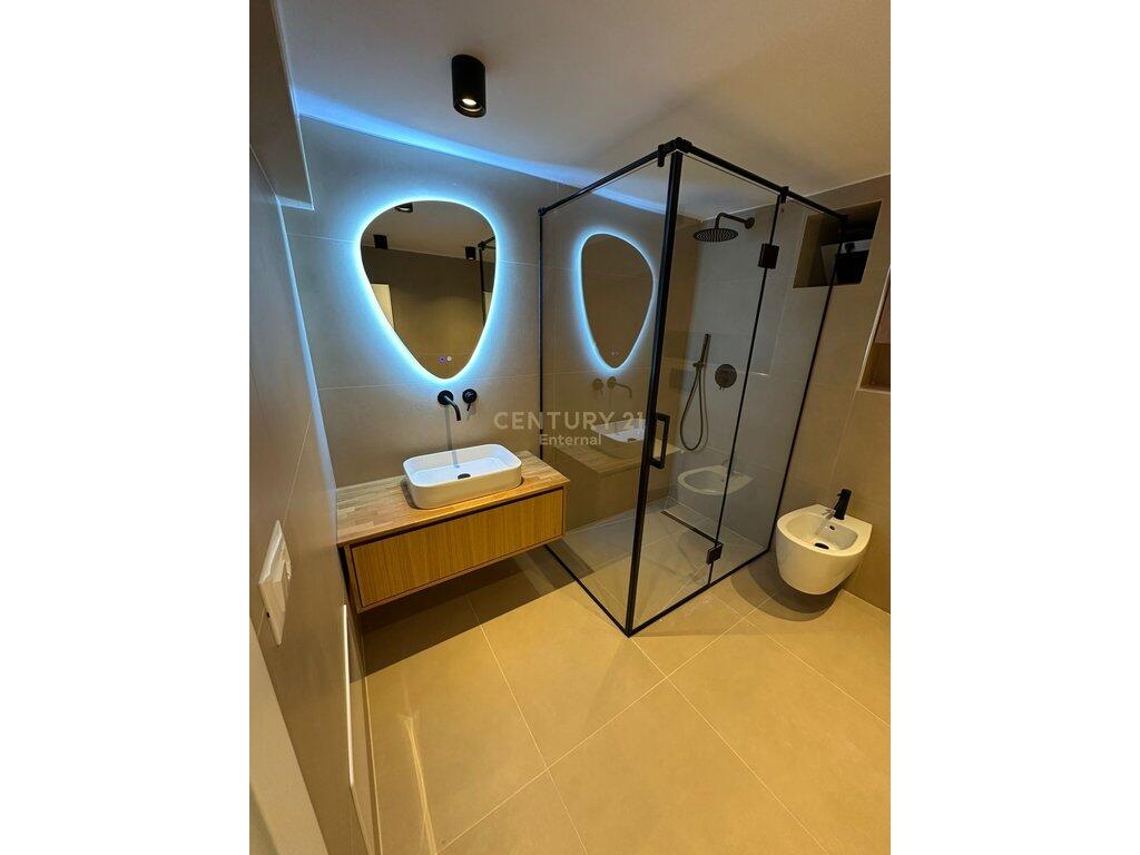 Modern 2+1 apartment with private yard + PARKING SPACE – 70,000ALL/month