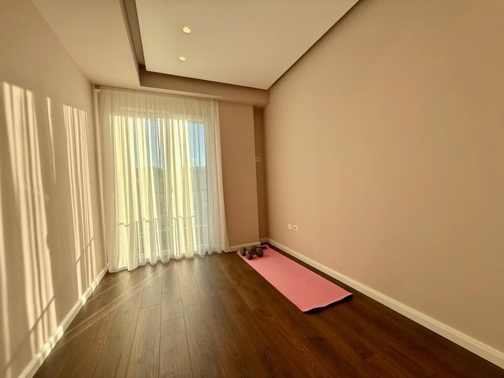 Apartment 2+1 at Komuna e Parisit