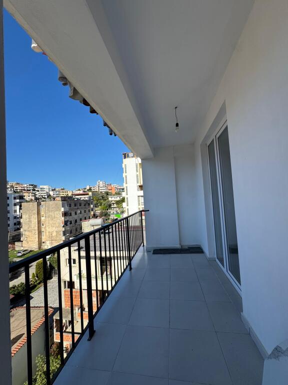 Appartamento 3+1+2 in Affitto – Durrës