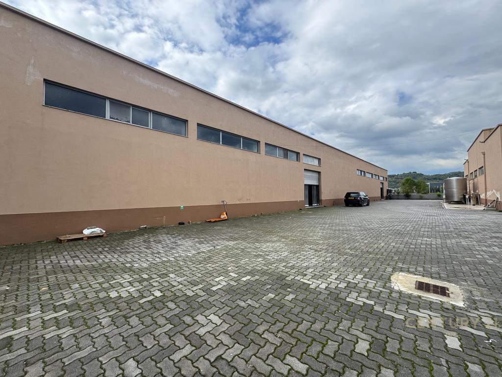 Capannone in vendita 1.000.000 €