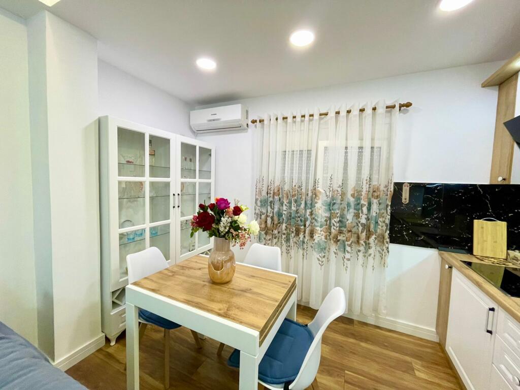 apartament me qira 1+1 tek margarita tutulani