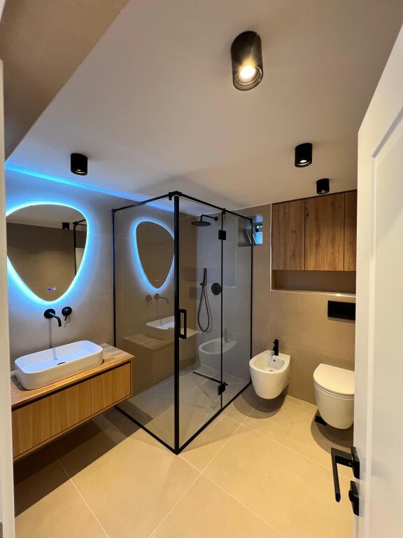 Vile per qira 2+1 tek Tregu Elektrik