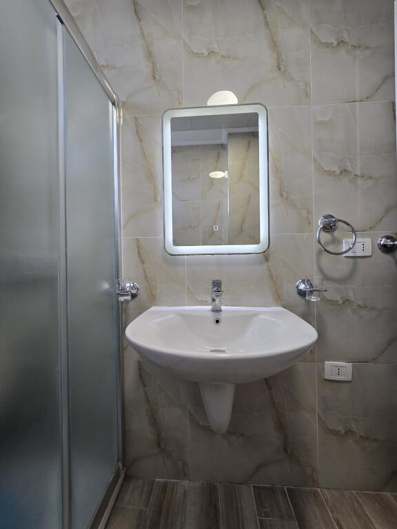 For rent 2+1 Rr Ndre Mjeda,21 Dhjetori