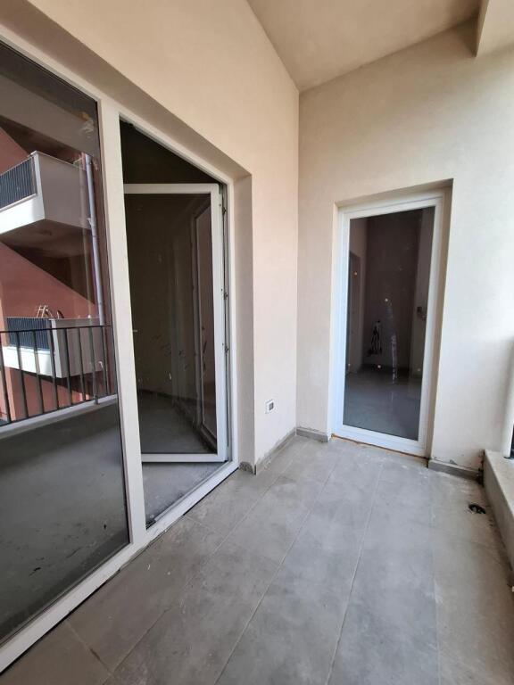 Shitet apartament 2+1 në Rrugën Dritan Hoxha