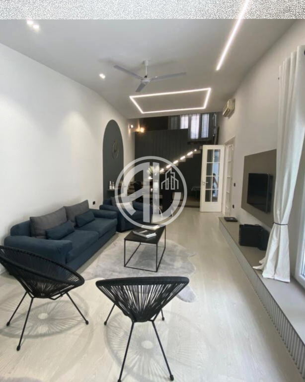 Private House – Neighborhood 6