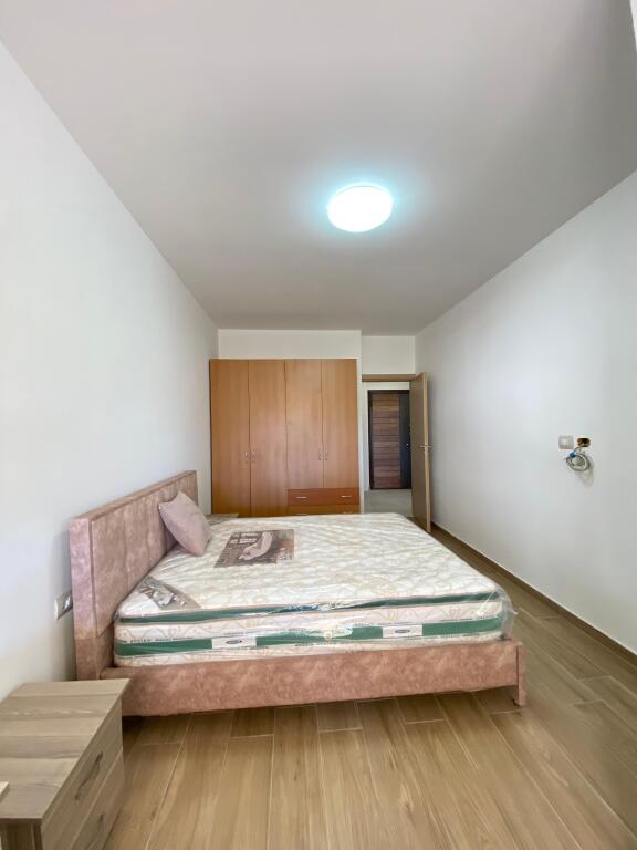 SHITET, APARTAMENT 1+1, FRESKU, TIRANË # 530581001-45