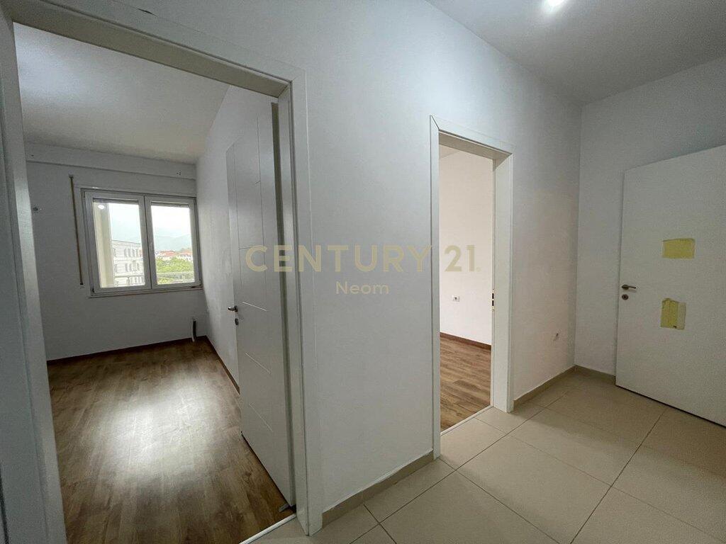 SHITET APARTAMENT 2+1+2 NE KINOSTUDIO! 185,000 €