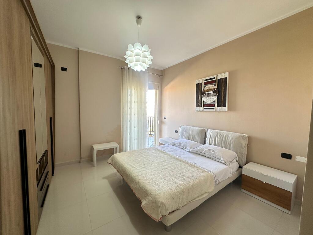 Apartament me qira 1+1/Vlore